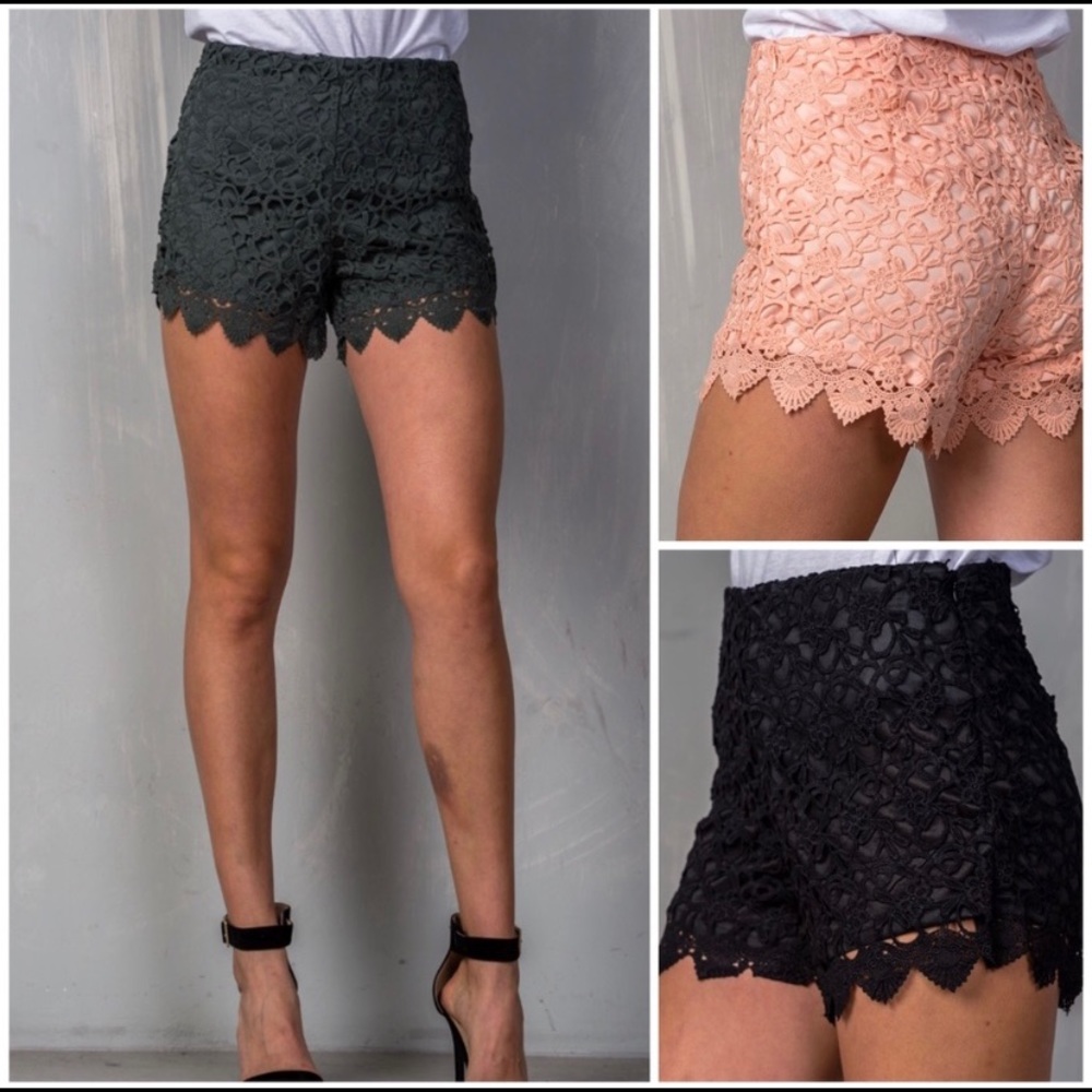 Boho Crochet Knit Shorts-Black/Olive/Pink